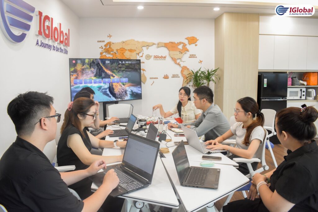 IGlobal hợp tác chiến lược cùng HTI Education