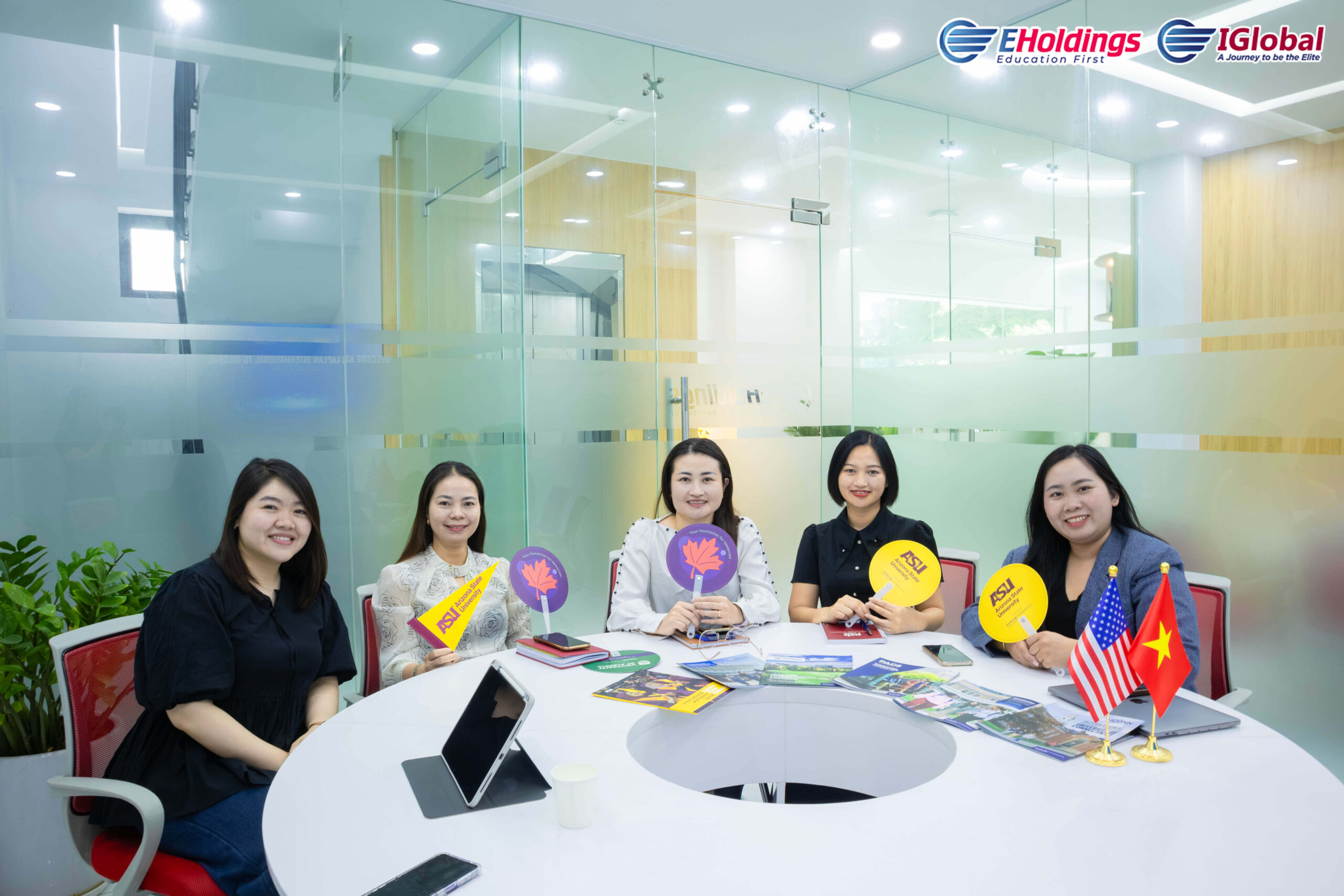 Trao đổi về các chính sách, chương trình Du học Mỹ 